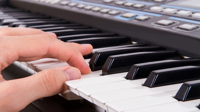 Keyboard, organ lessons for all students and adults