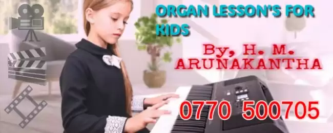 Tuition lessons in organ music for kids