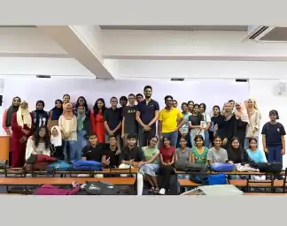 English Medium Political Science