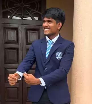 excellence in physics with an enginnering student in moratuwa university