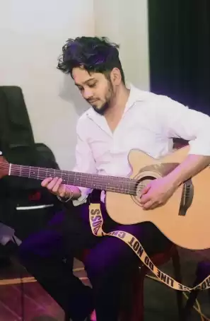 ගිටාරය හරියට ඉගෙනගන්න Learn Guitar The Right Way With Expert Guidance!