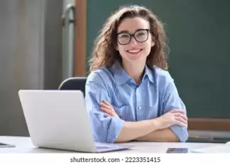 Spoken English - ඉක්මනින් ඉංග්රීසි කථා කරවන පන්තිය Spoken English - ඉක්මනින් ඉංග්රීසි කථා කරවන පන්තිය