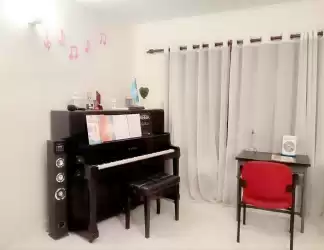 Western Music classes and Voice training